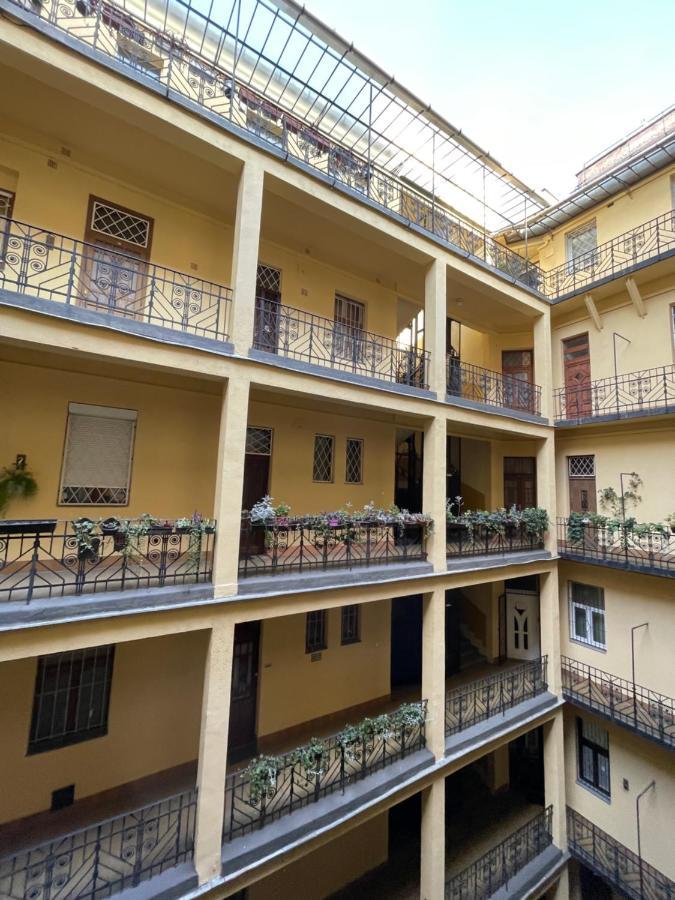 Flower Apartment بودابست المظهر الخارجي الصورة